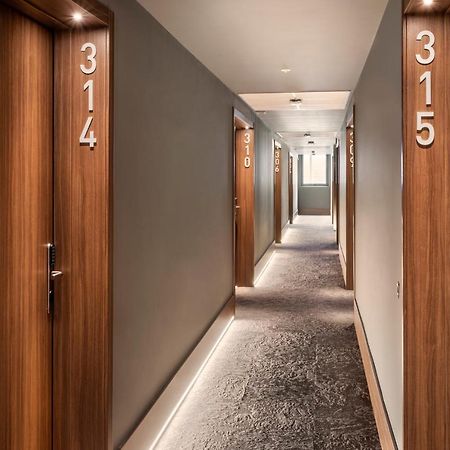B&B Hotel Lisboa Оэйраш Экстерьер фото